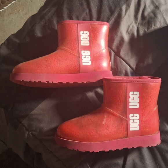 UGG rain boots - Picture 1 of 2